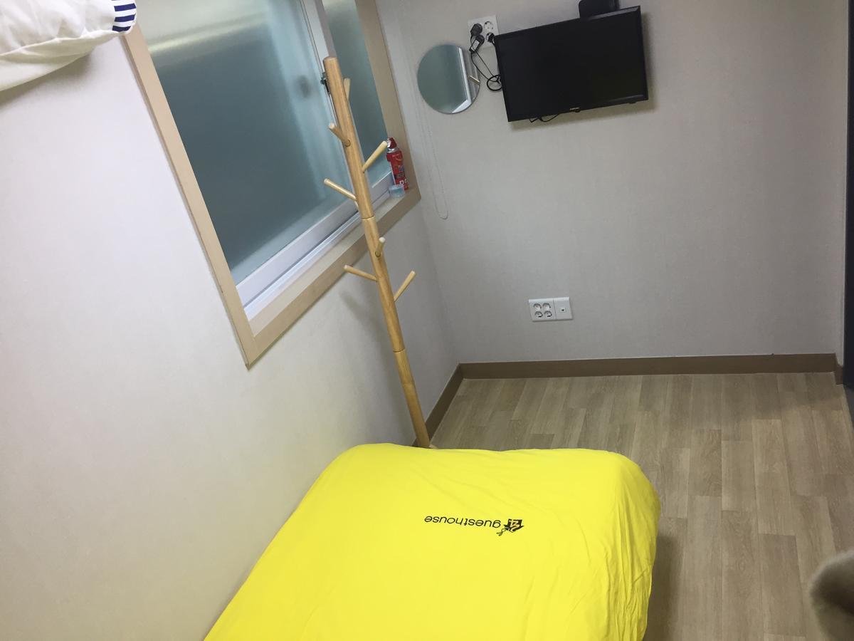 24 Guesthouse Kyunghee University Сеул Экстерьер фото